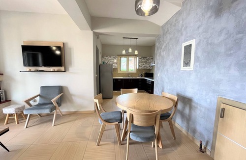 Evgiros Villa | Private villa w/pool, seaviews, magical sunsets-Eleni