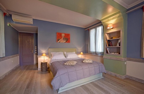 Old Town House | Puppet Guesthouse