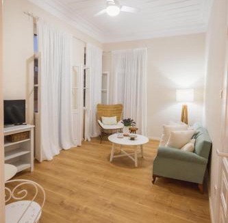 Pylos House | Pyli Apartments