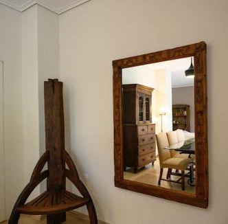 Voula Apartment | Quiet apartment with a garden