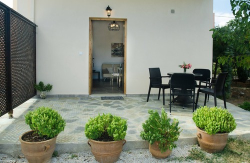 Kefalas Apartment | Quite and Relax Holidays