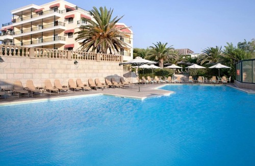 Moschato-Tavros Hotel | Ramada by Wyndham Attica Riviera