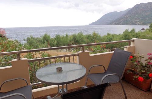 Kolymbari Apartment | Ravdoucha Beach Studios