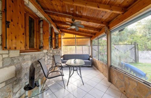 Aigio House | Relaxing Stone Cottage