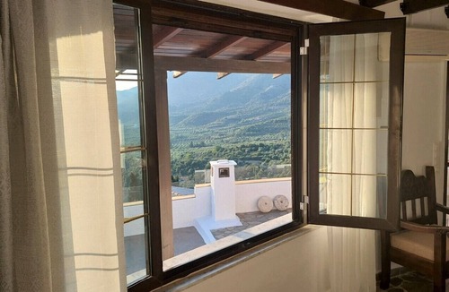 Mourtzana Villa | Relaxing villa with amazing view
