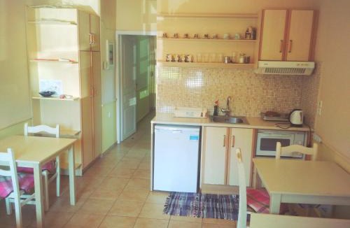 Agios Mamas Apartment | Rent Rooms Alexiou