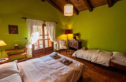 Potamia Villa | RiverHome