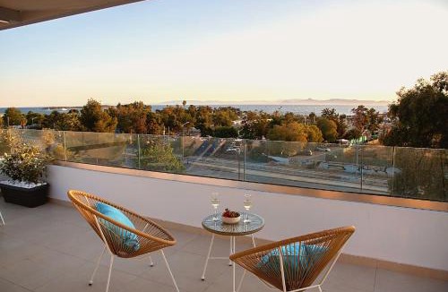 Vari-Voula-Vouliagmeni Apartment | Riviera Escape Penthouse Suites
