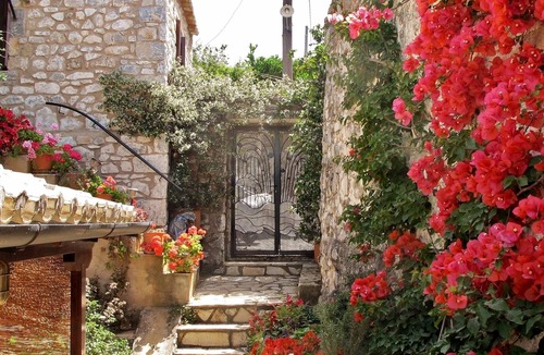 Lefktron Cottage | Romantic 350 Year Old Casa Sophia