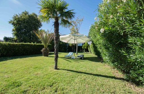 Volos House | Romantic Seafront Studio - Dream Garden
