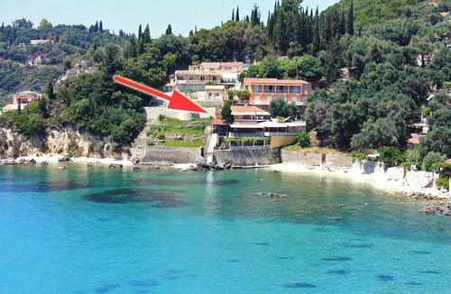 Lakones House | Room with amazing sea view 20 meters from the beach