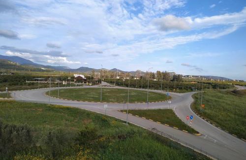 Nea Tirintha House | Roundabout apartment