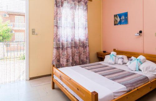 Porto Koukla Hotel | Roussa's Apartments