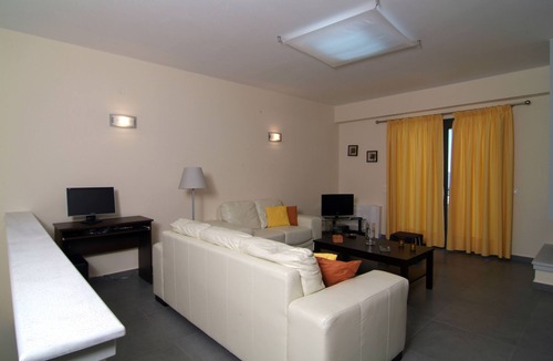 North Kynouria House | "Salentina" Luxury Villa Apartment