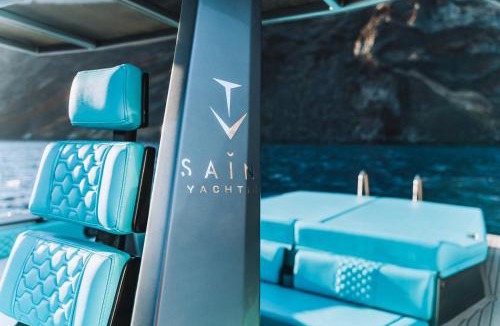 Oia Boat Rental | Santorini Private Tour - Sunny Zeus
