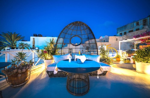 Oia House | SantoriniParadise: TRADITIONAL APARTMENT in old Oia
