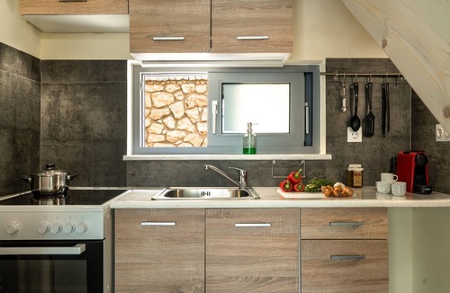 Evgiros House | Sappho Boutique Suites