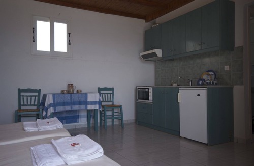 Myrtos Hotel | Sarikampos Beach