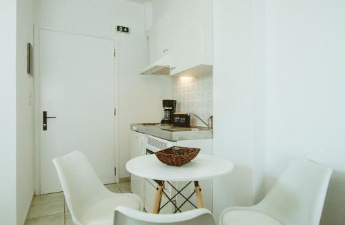 Armenistis Apartment | Sea Breeze Rooms