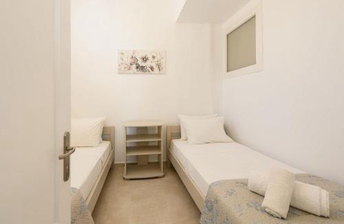 Aliki Apartment | Sea Breeze Studios Paros II