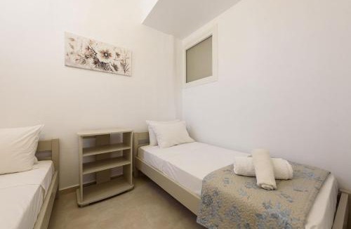 Aliki Apartment | Sea Breeze Studios Paros II