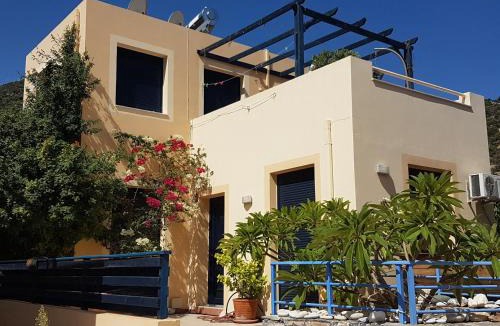 Vlichada Villa | Sea Flower Villa Bali Crete