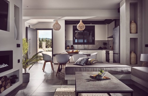 Neromilos Villa | Sea Front LaMer Villa,Luxury Retreat & Heated Pool