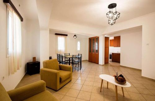 Trapeza Apartment | Sea & Mountain Horizon by Myrto