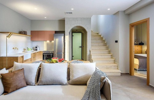 Agkisaras Villa | Sea View 3 bedroom villa with a heated pool