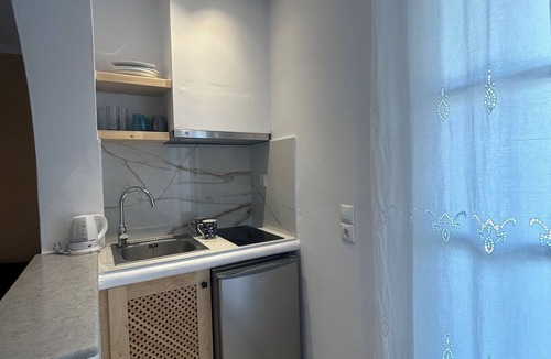 Agia Anna Apartment | Sea View Apartments & Studios