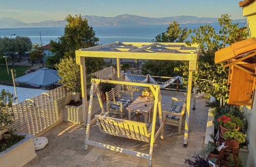 Kiato Apartment | Sea View Roof Garden Apartment