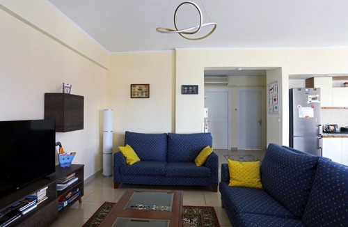 Central Macedonia Apartment | Seafront family apartment plus free parking, the Cruiseflat