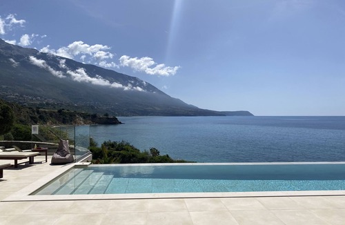 Karavados Villa | Seafront Villa with Panoramic Views, 5 Bedrooms, Pool, 3 Min Walk to Sandy Beach