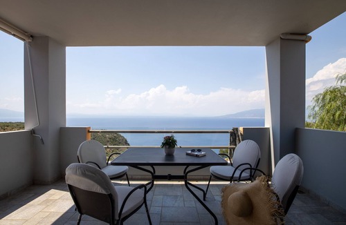 Kitries Villa | Searocks Exclusive Villas Resort