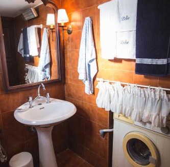 Kalyves Polygyrou House | Seaside Mikiverna Cozyhome