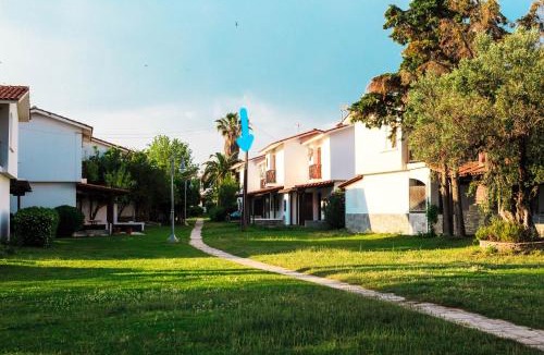 Kalyves Polygyrou House | Seaside Mikiverna Cozyhome