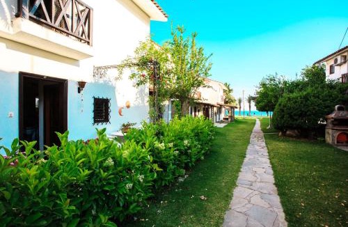 Kalyves Polygyrou House | Seaside Mikiverna Cozyhome
