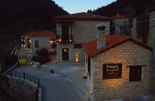 Karpenisi House | Seasons-Winter 5 Bedroom Home 250m2