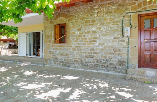 Kalavrouza House | Secluded Holiday Home in Kalavrouza with Mountain Views,BBQ