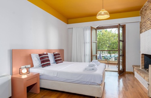Limni Hotel | Selina Kaminos Evia