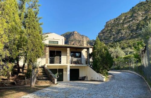 Zakhloritika House | Sens de Dieu - Private luxury