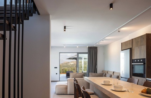Kamilari Villa | Serene atmosphere, 50 sq.m pool, ultimate privacy!
