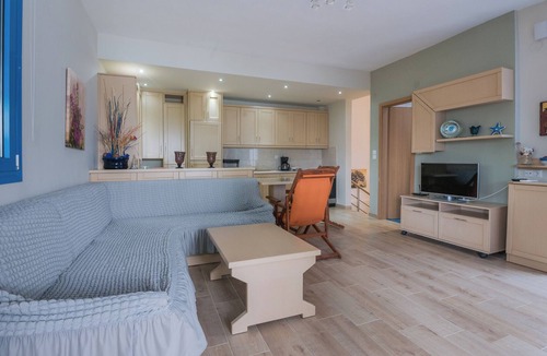 Mola Kalyva House | Serenity Beach Front Maisonette, Mola Kaliva