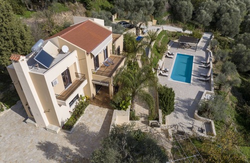 Dhris Villa | Serenity River Villa | Feel The Serenitynof the River