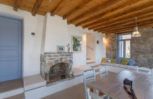 Ramos Villa | Serifos Villa B