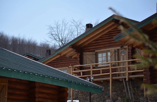 Naousa Apartment | Sfendamos Wood Village