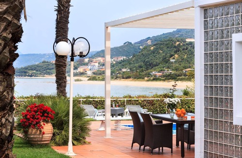 Zalongo Villa | Simpson Secret - Epirus Coast