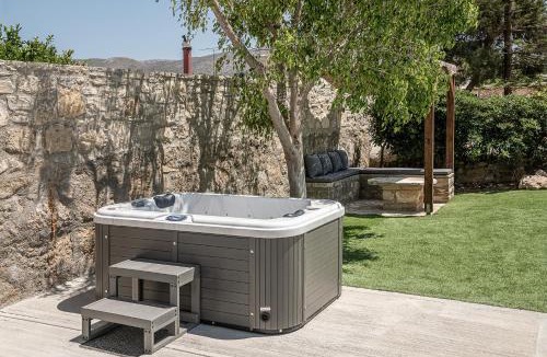 Sivas Villa | SivasZen Luxury Villa, with Heated Pool & Spa Whirlpool, By ThinkVilla