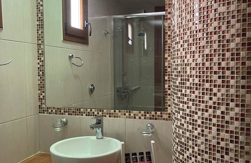 Troulos House | Skiathos Island Suites