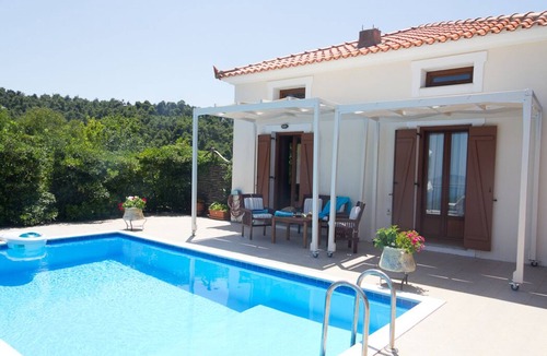 Skopelos Villa | Skopelos Country Villa Sendoukia - Stunning panoramic Sea & Mountain Views!